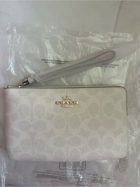 Coach Large corner zip wristlet